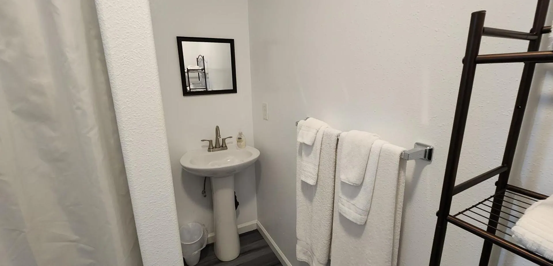 New Private Cozy Studio Self Checkin- Apt 3 Keaau 0*,